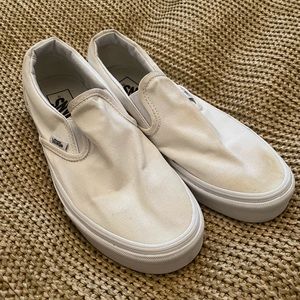White slip on Vans